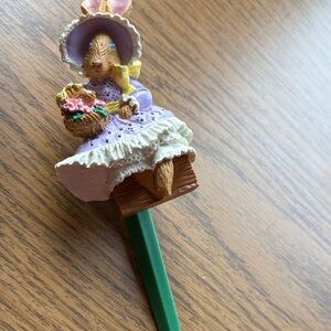 Avon Pot Pals. Bunny Garden Stake - Purple and Green